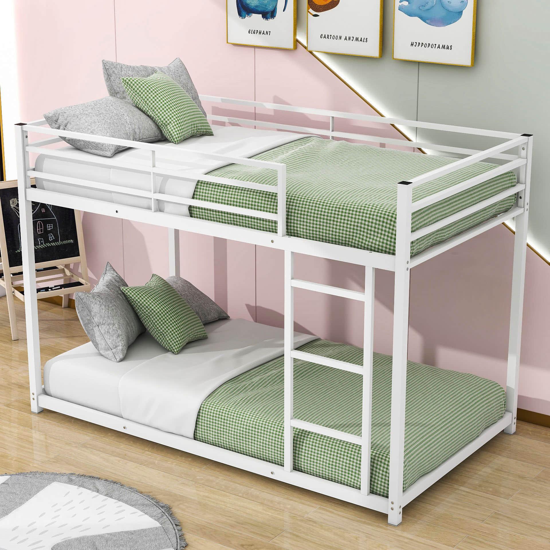 Montessori Twin Over Twin Scandinavian Floor Metal Bunk Bed with Ladder for Kids