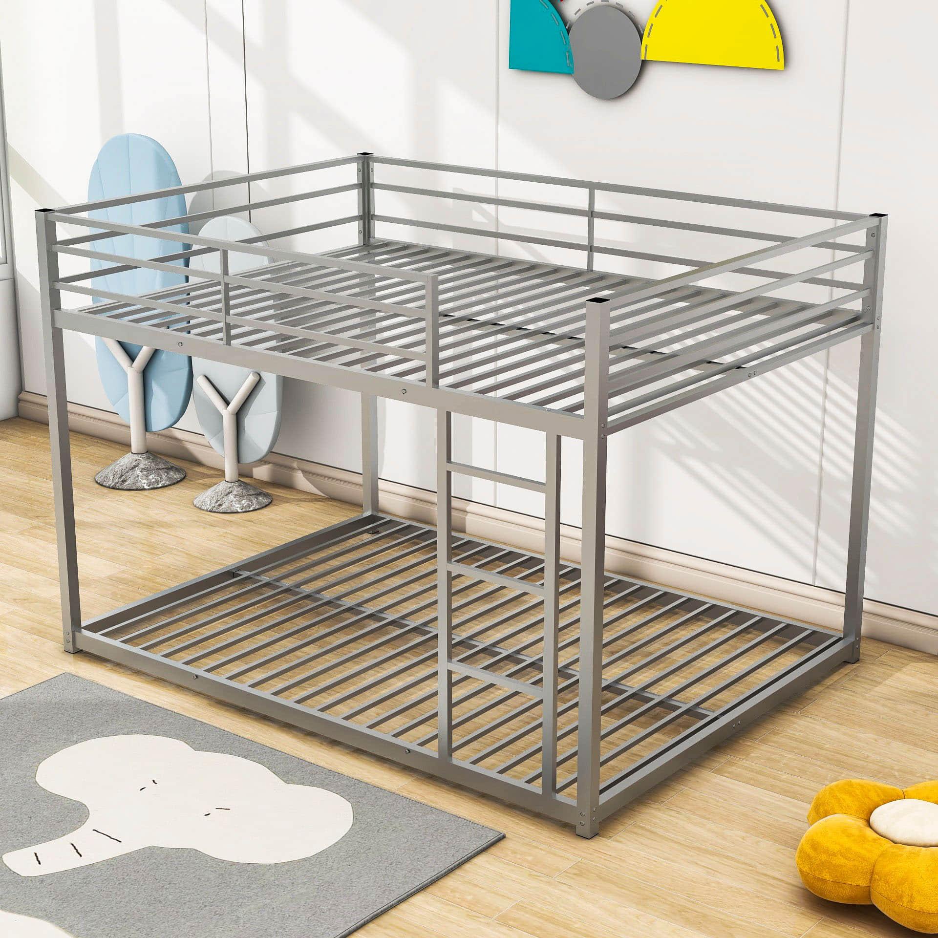 Montessori Full Over Full Scandinavian Floor Metal Bunk Bed with Ladder for Kids