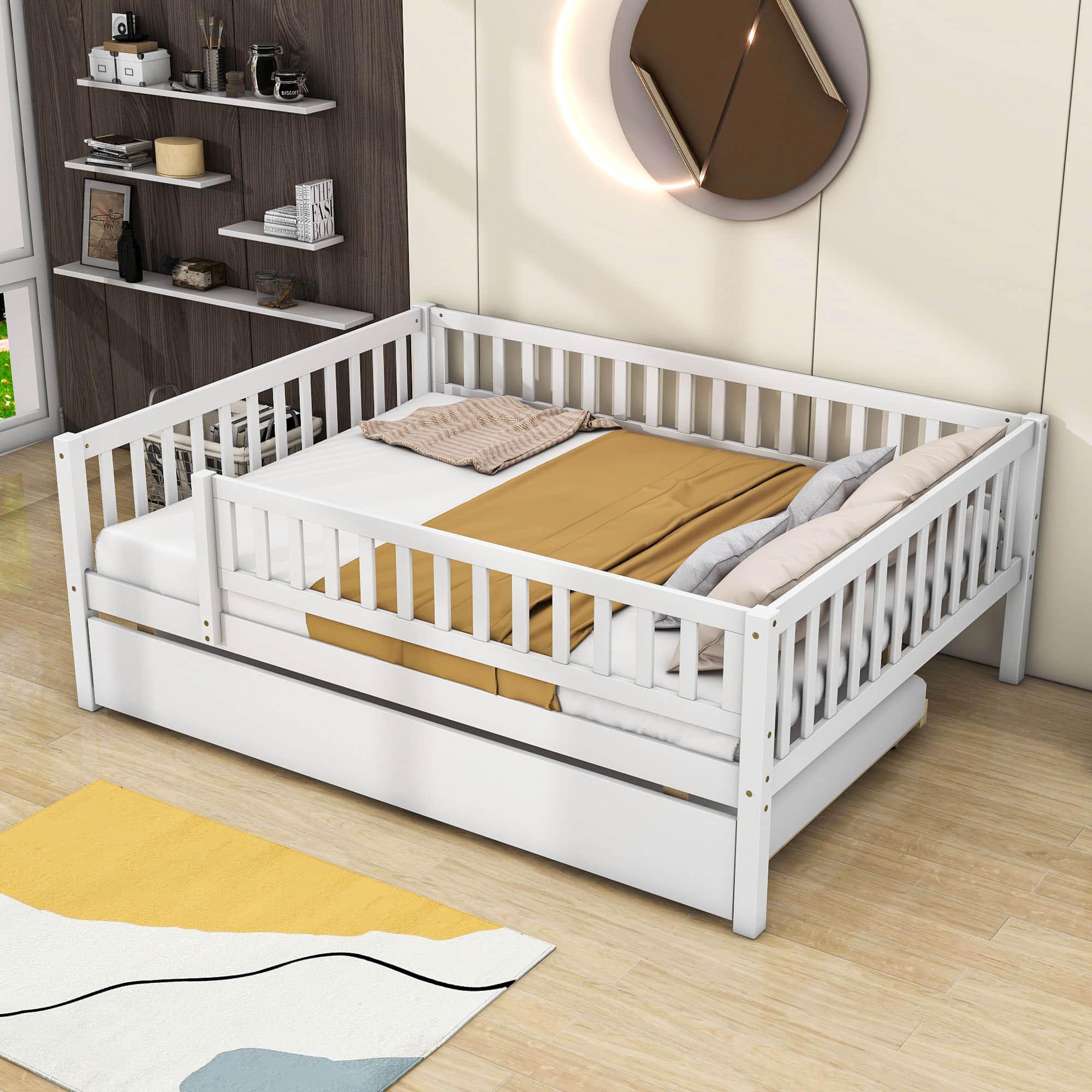 Wooden Full Size Low Kids Bed with Twin Size Trundle and Rails