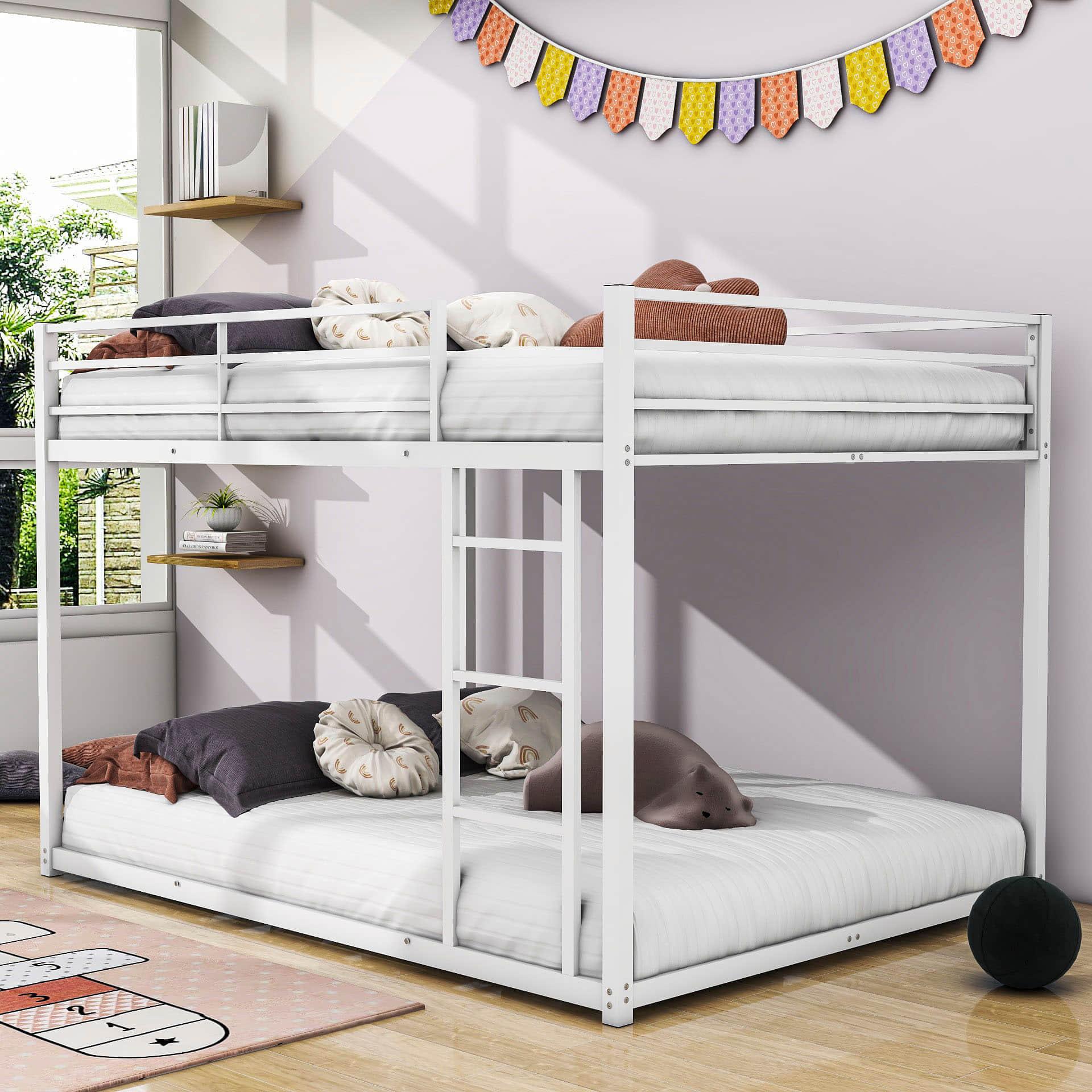 Montessori Full Over Full Scandinavian Floor Metal Bunk Bed with Ladder for Kids