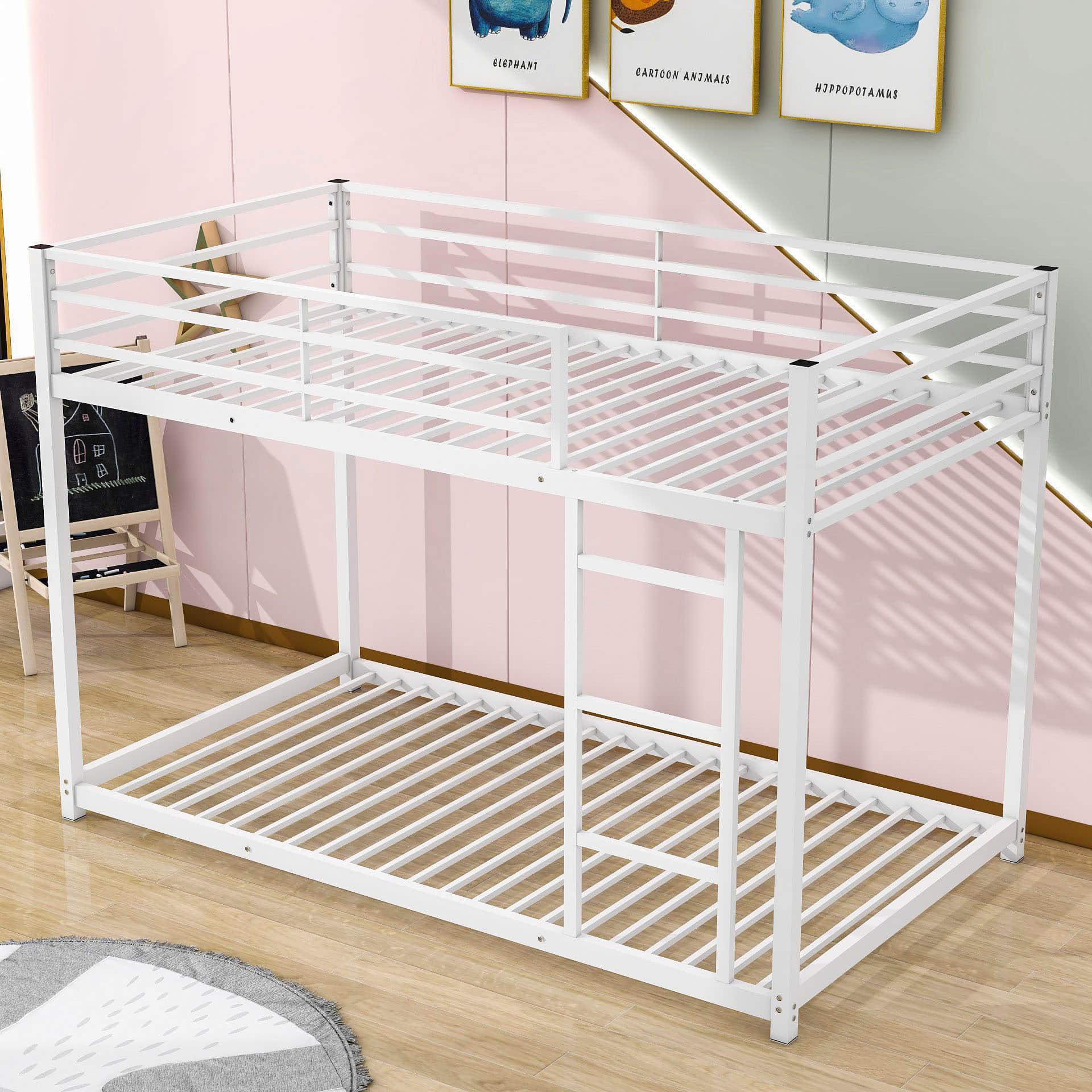 Montessori Twin Over Twin Scandinavian Floor Metal Bunk Bed with Ladder for Kids