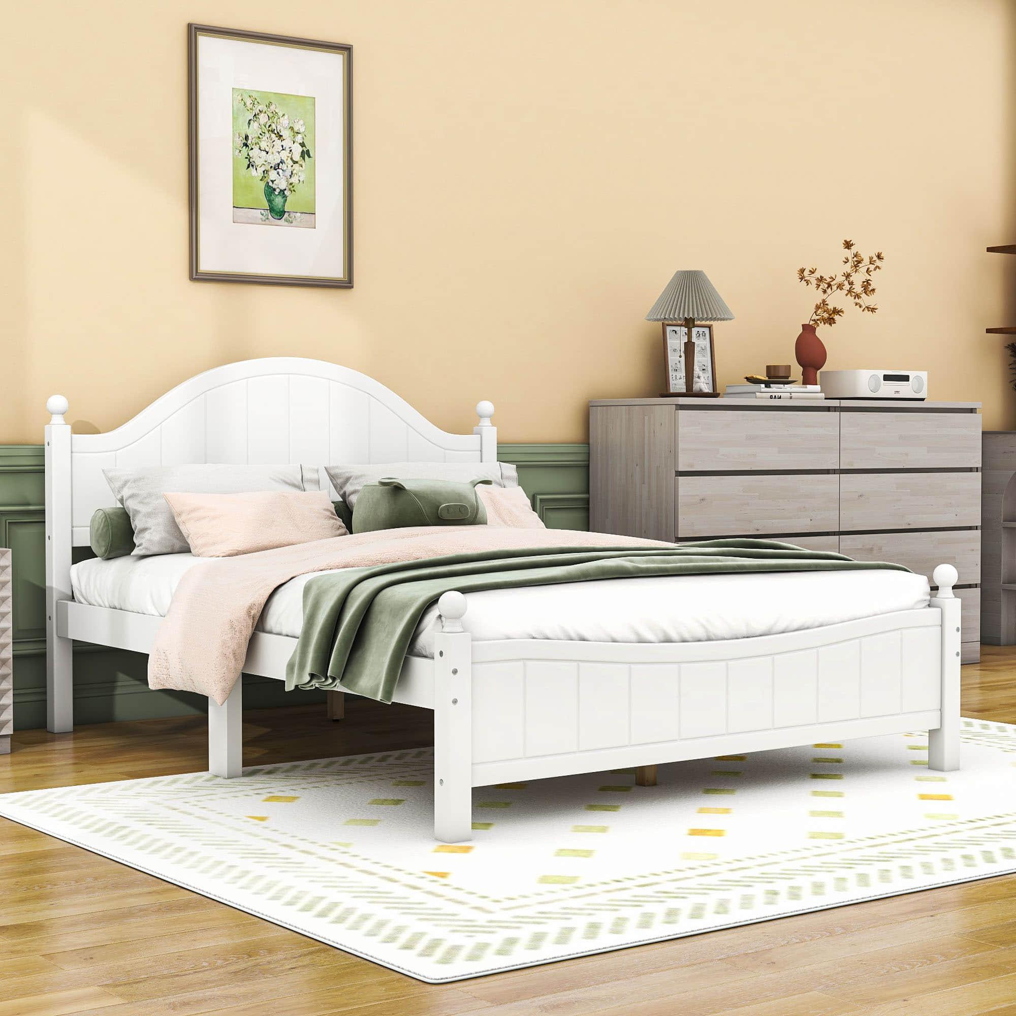 Traditional Queen Size Solid Wood Platform Bed Frame with Headboard